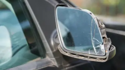 Rentner flüchtet nach Parkunfall: Toiletten-Not als überraschende Begründung vor Gericht