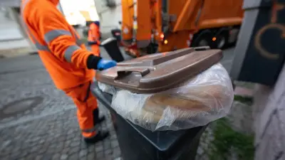 Rostock stellt auf wöchentliche Bioabfall-Entleerung um: Mehr Hygiene in den warmen Monaten