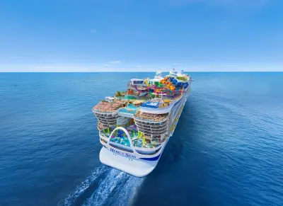 Royal Caribbean enthüllt 'Hero of the Seas': Neues Riesenschiff mit Rutschenpark und neun Pools
