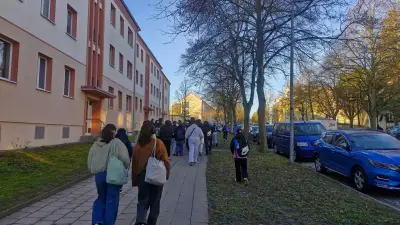 Schweriner Schulwege in der Krise: Morgendliches Chaos am Weststadt-Campus