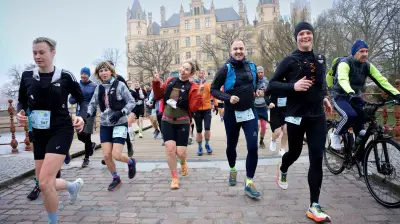 Schweriner Seentrail 2026: 61 Kilometer durch Seenlandschaft mit über 1.000 Läufern