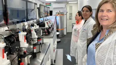 Sperma-Mobil in Woldegk: Europas einziges fahrendes Labor sortiert Rinderspermien