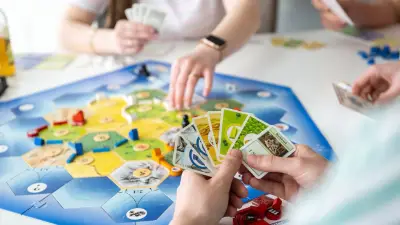 Spieletreff in Waren: Brett- und Kartenspiele in geselliger Runde am 8. April