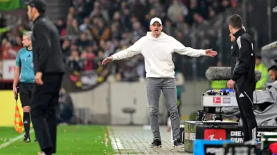 St. Paulis Trainer Blessin tobt: 