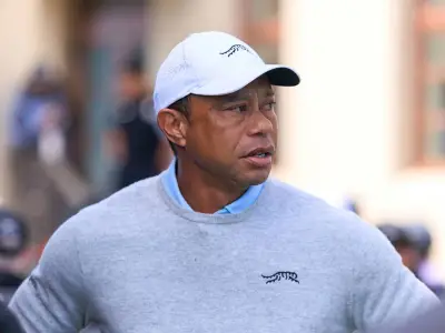 Tiger Woods erneut in schweren Autounfall verwickelt – SUV überschlägt sich