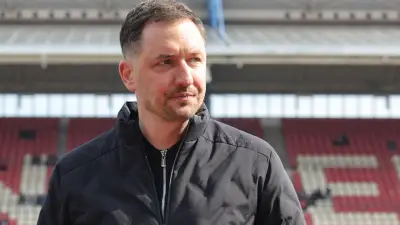 Trotz Nürnberg-Debakel: Lautern-Sportchef Klos sichert Lieberknecht Job-Garantie zu