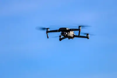 Verkehrssperrungen in Berlin-Neukölln: Drohnen-Vermessungen sorgen für Behinderungen