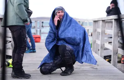 Wal-Rettung in der Ostsee: Biologe Robert Marc Lehmann im Einsatz vor Timmendorfer Strand