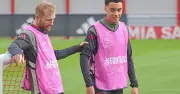 Bayern München bangt vor Real-Duell um verletzte Stars Laimer und Urbig