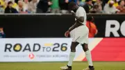Bayern-Star Upamecano sieht Rot bei Frankreichs Sieg über Brasilien - WM-Play-offs entschieden
