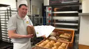 Bäckermeister Kirn aus Halle erhält fünf Goldmedaillen bei Brotprüfung