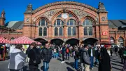 Bombendrohungen legen Hauptbahnhöfe lahm: Bremen und Augsburg evakuiert