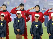 Brisbane Roar bietet iranischen Fußballerinnen neue Heimat nach Asyl in Australien