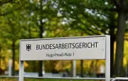Bundesarbeitsgericht: Keine Freistellung während Kündigungsfrist erlaubt