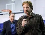 Chuck Norris Witze: Kultphänomen überlebt den Actionhelden