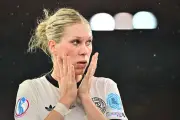 DFB-Frauen auf Kunstrasen in Norwegen: Schürfwunden und Anpassung im Fokus