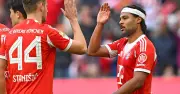 Die stillen Helden des FC Bayern: Stanisic, Urbig und Gnabry als unterschätzte Leistungsträger