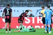 Eintracht Frankfurt siegt über Freiburg trotz früher Torwart-Verletzung