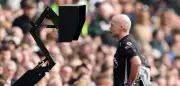 Englische Fußballfans fordern Abschaffung des VAR in der Premier League