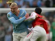 Erling Haaland erwirbt historisches Buch für Rekordsumme und verleiht es an Heimatgemeinde