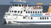 Feuer auf Ausflugsschiff: 24 Passagiere vor Kreidefels-Tour auf Rügen evakuiert