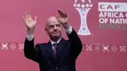 Fifa-Boss Infantino will Mund-Zuhalten mit Rot bestrafen: Neue Regel gegen Rassismus