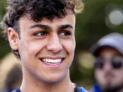 Formel-1-Debüt in Melbourne: Arvid Lindblad begeistert mit historischer Leistung