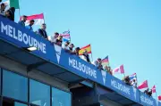 Formel-1-Start in Melbourne: Neue Ära mit Regelrevolution und geopolitischen Herausforderungen