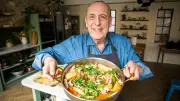 Gennaro Contaldo: Der Mentor von Tim Mälzer und Jamie Oliver über Kochen als Lebensphilosophie