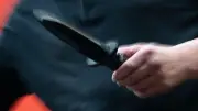 Gewalttat in Grimmen: Mann nach Messerangriff schwer verletzt – Polizei ermittelt