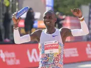 Halbmarathon-Weltrekord: Ugander Jacob Kiplimo holt sich Bestzeit in Lissabon zurück