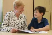 Herzensarbeit im Burgenlandkreis: Mentorin Anke Bach verändert seit neun Jahren Kinderleben