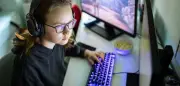 Kindersicherheit bei Online-Spielen: So schützen Sie Ihr Kind bei Roblox, Fortnite und Steam
