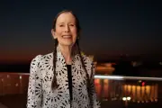 Kunstpreis Berlin: Meredith Monk geehrt, Akademie kritisiert Kürzungen bei Preisgeldern