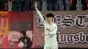 Kunstvolles Hackentor: Magischer Treffer zum 500. Bundesliga-Spiel des FC Augsburg
