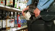 Ladendieb schlägt Supermarkt-Mitarbeiter in Magdeburg bei Alkohol-Diebstahl