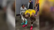 LeBron James belohnt jungen Fan erst nach dem Zauberwort 'Bitte'