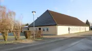 Mitmach-Bibliothek in Nossendorf öffnet wieder: Bücher teilen für Jugendfeuerwehr