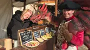 Mittelaltermarkt am Schloss Penkun lockt erneut tausende Besucher mit Drachen und Rittern