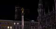 München taucht in Dunkelheit: Earth Hour 2028 mit historischer 20. Auflage