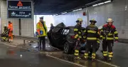 Münchner Mittlerer Ring nach Autobrand im Tunnel gesperrt: Fahrer verletzt, Verkehrschaos im Berufsverkehr