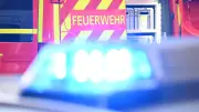 Nächtlicher Brand in Marlow: Mehrfamilienhaus evakuiert - Mehrere Verletzte
