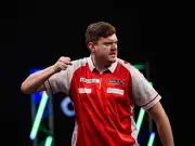 Niko Springer marschiert weiter: Nervenstark ins Viertelfinale der European Darts Trophy