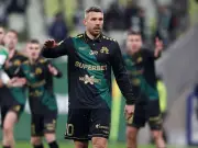 Podolski erhält Blitz-Rote Karte nach nur zwei Minuten Einsatz in Polen