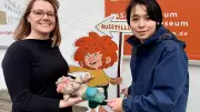 Pumuckl-Skulptur in Landshut erneut zerstört - Praktikantin rettet Kultfigur