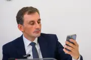 Sachsen-Anhalt: Bildungsminister Riedel wehrt sich gegen AfD-Kritik an seinen TikTok-Videos