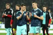 Schlotterbeck dementiert BVB-Verlängerungsgerüchte: Kehl-Abgang erschwert Verhandlungen