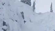 Schneemobil-Sturz in Kanada: Extremsportler überlebt 200-Meter-Fall nahezu unverletzt