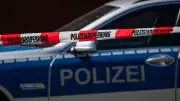 Schwerer Mopedunfall in Demmin: 15-Jährige bei Kollision mit Bushaltestelle verletzt