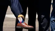 Skurrile Trump-Socken als Gastgeschenk: Russische Duma-Abgeordnete besuchen erstmals seit Jahren die USA
